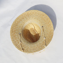 Load image into Gallery viewer, Women Summer Solid Straw Hat with Seashell Beads Strap
