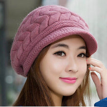 Load image into Gallery viewer, Women&#39;s Winter Beret Beanie Hat in Knitted Fleece

